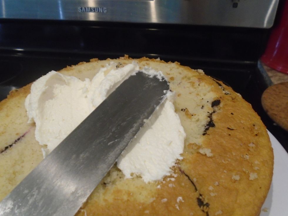 Cover the top of the cake with a crumb coat.