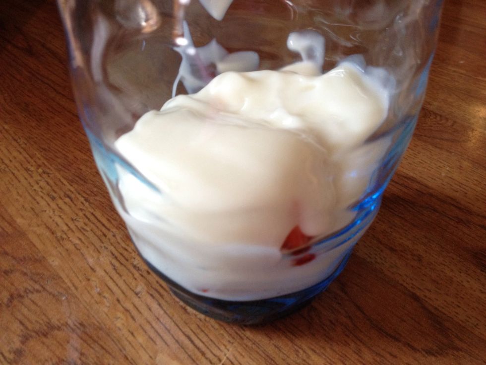 Cover with 2 tbsp. of yogurt.