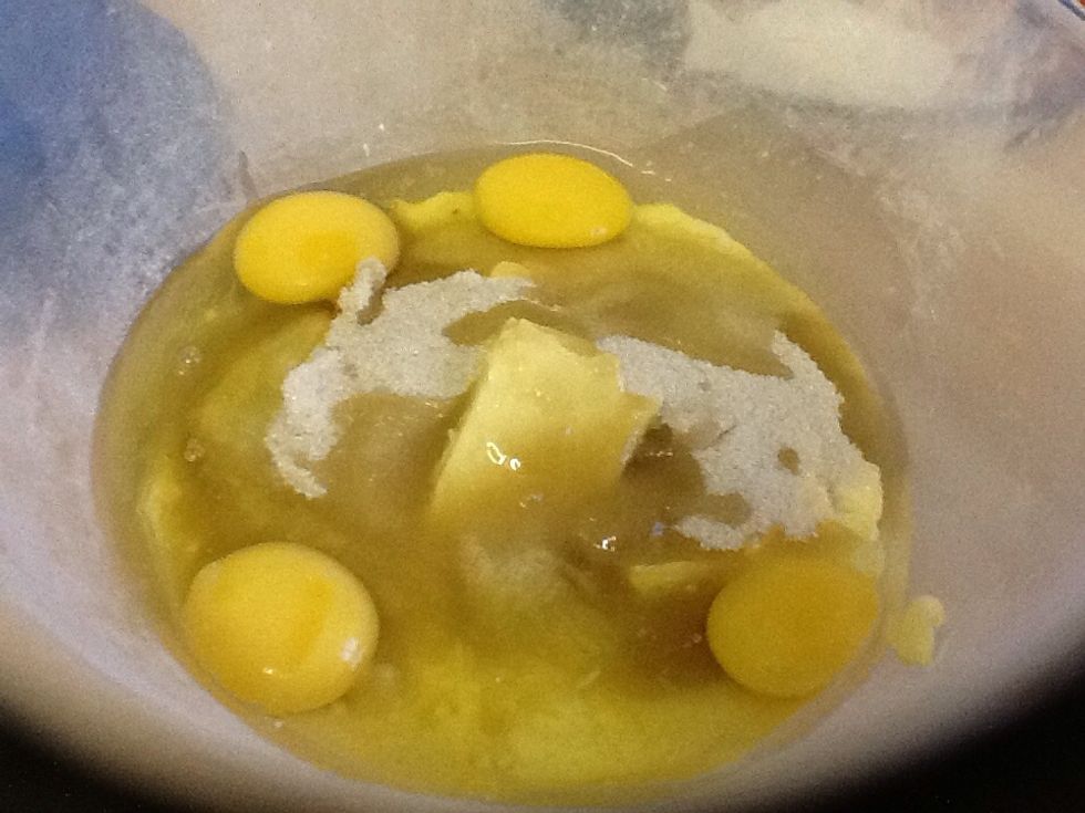 Crack 4 eggs (1 minute)