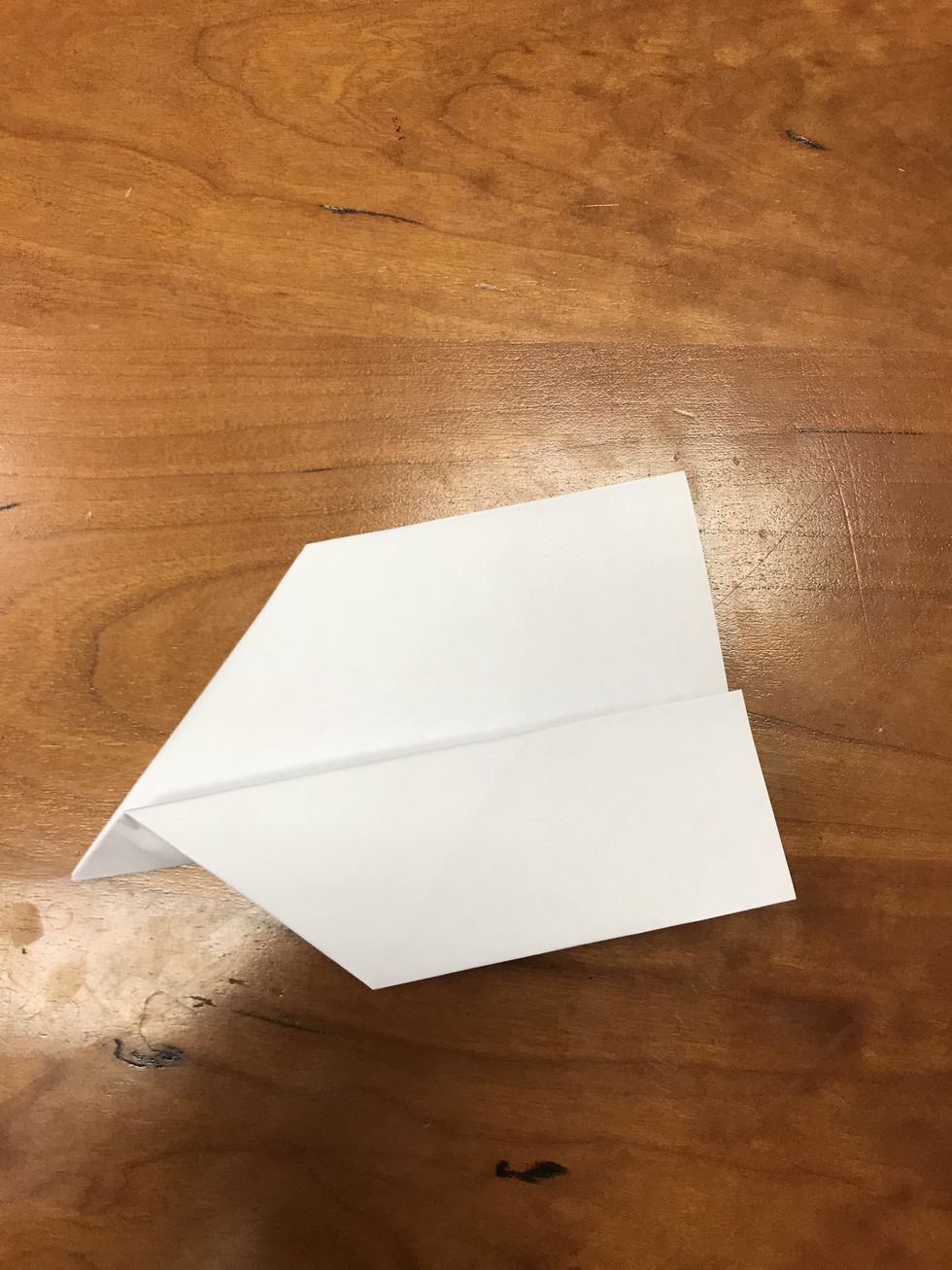 Create an accordion fold for hand placement