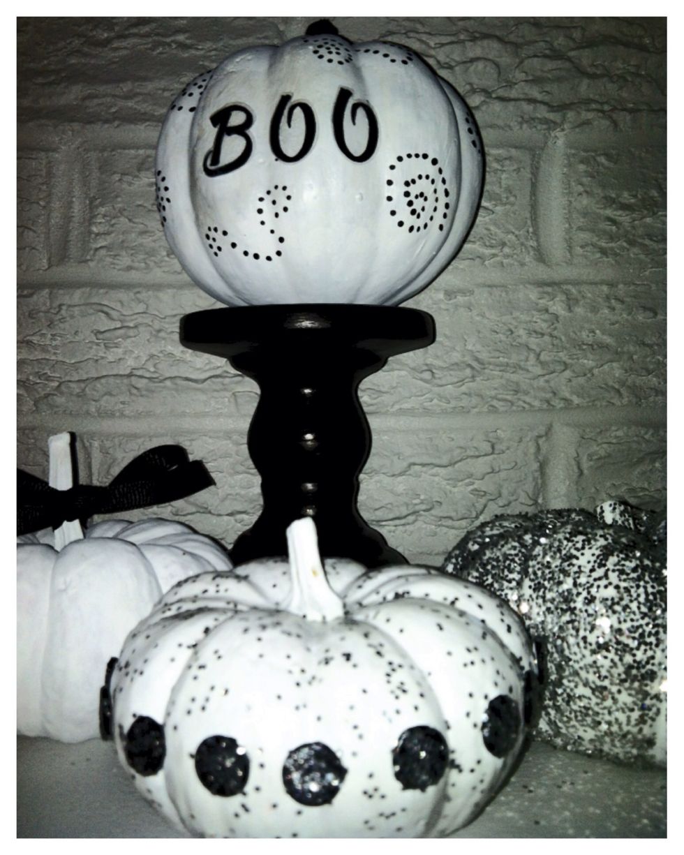 Create easy yet elegant mini pumpkins for your Fall mantle