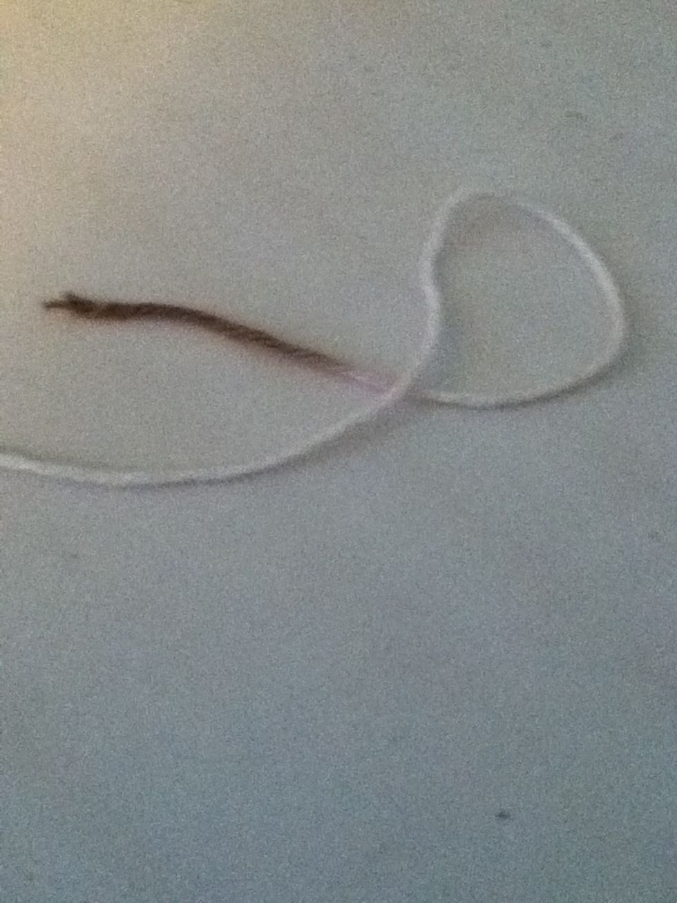 Cross the yarn like so