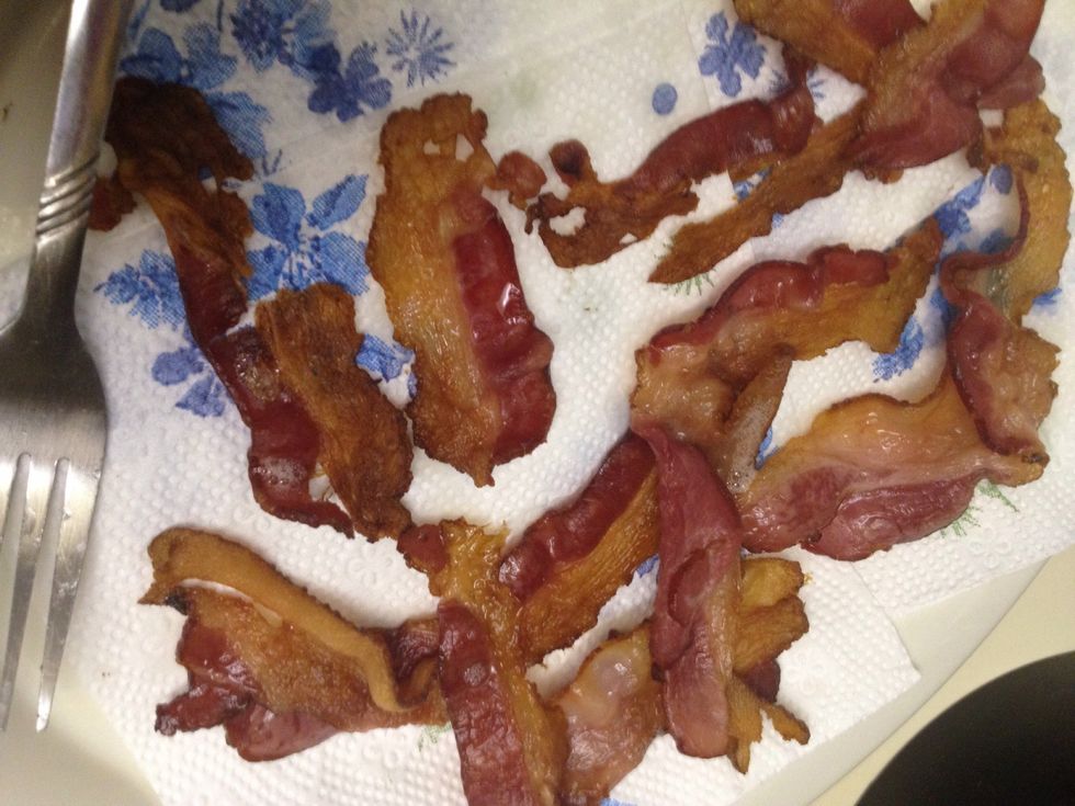 Crumble bacon.