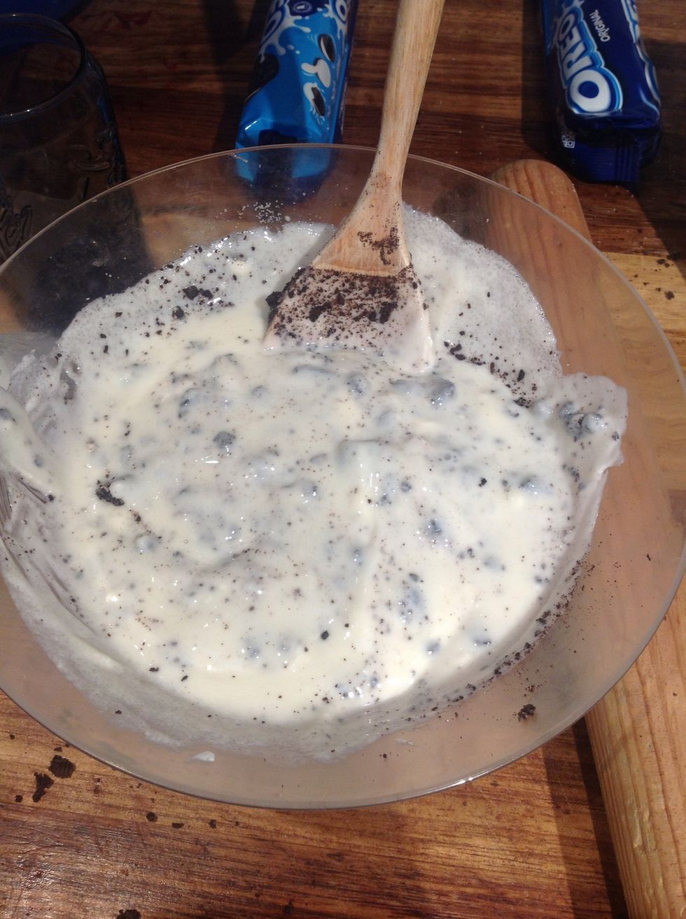 Crush 6 Oreo cookies and add them to the mixture.