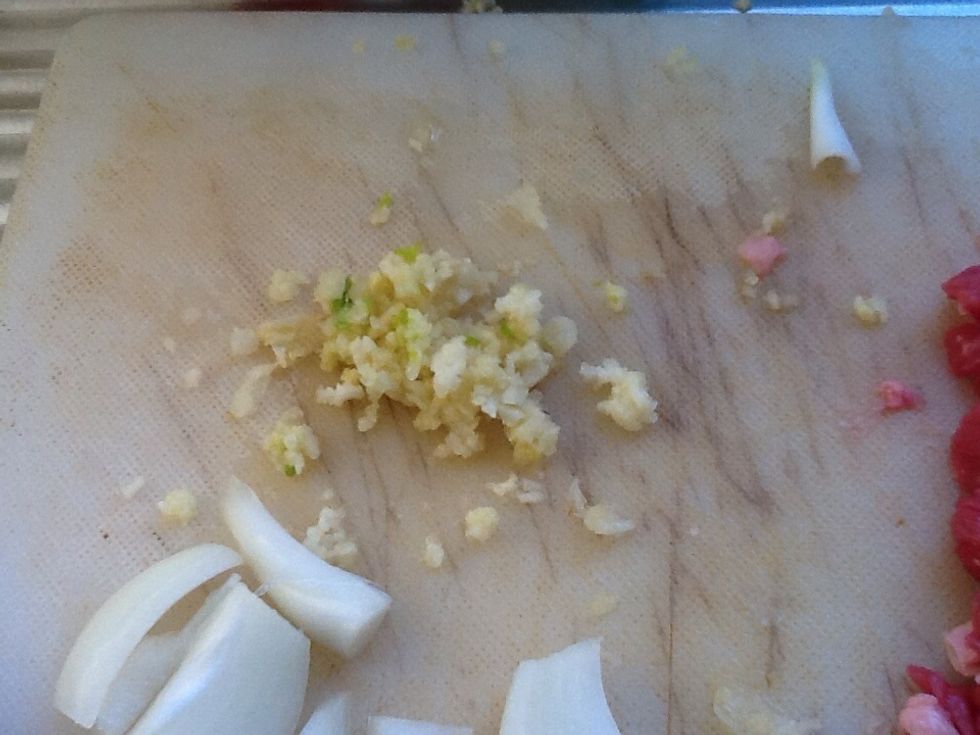Crush the garlic to look like this as shown in the picture