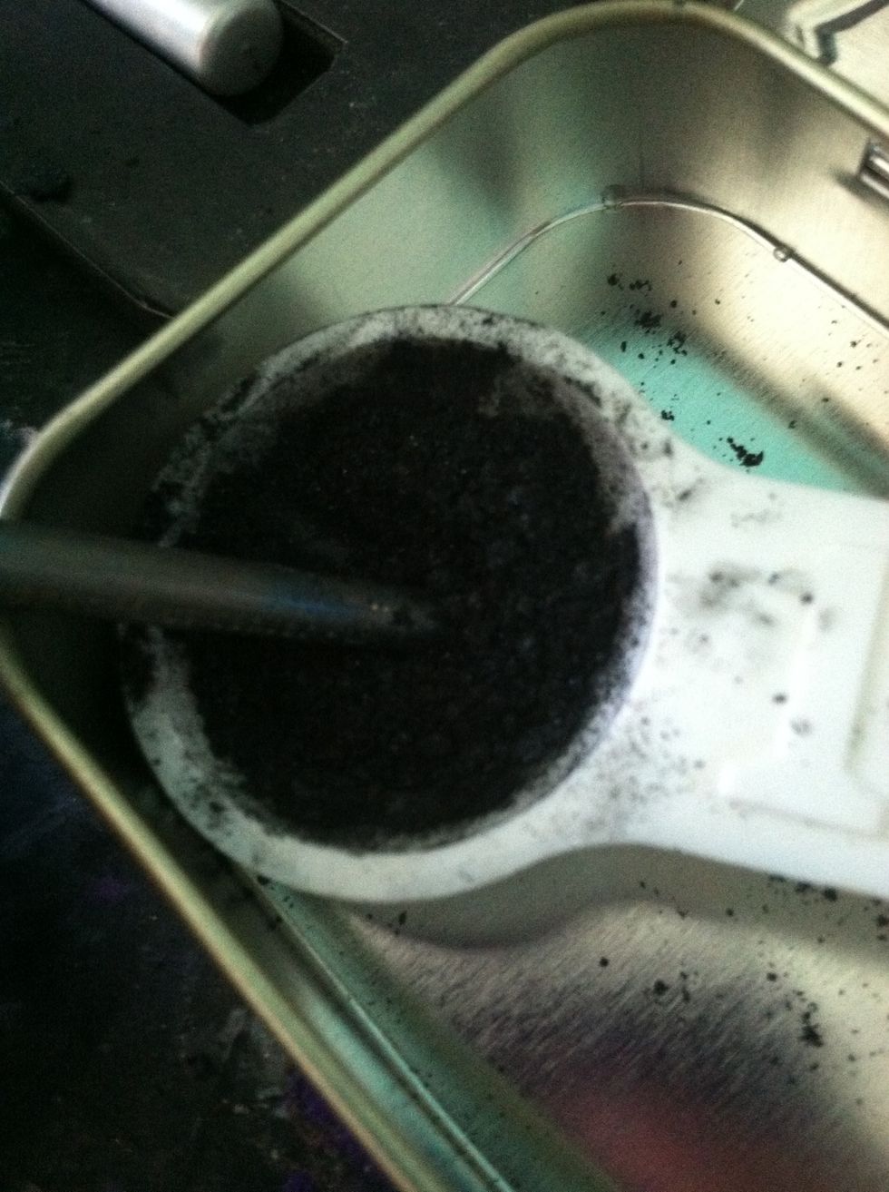 Crush up the shadow until there aren't any clumps. Make the texture almost like baby powder (basically not a single clump).