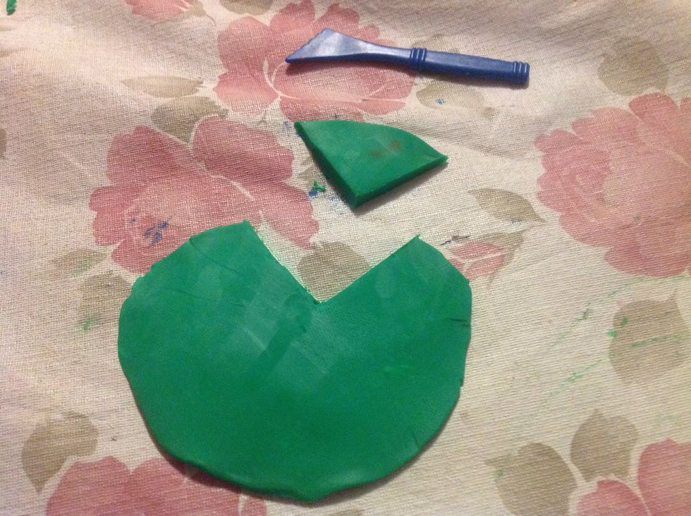 Cu an triangle shape like so .
