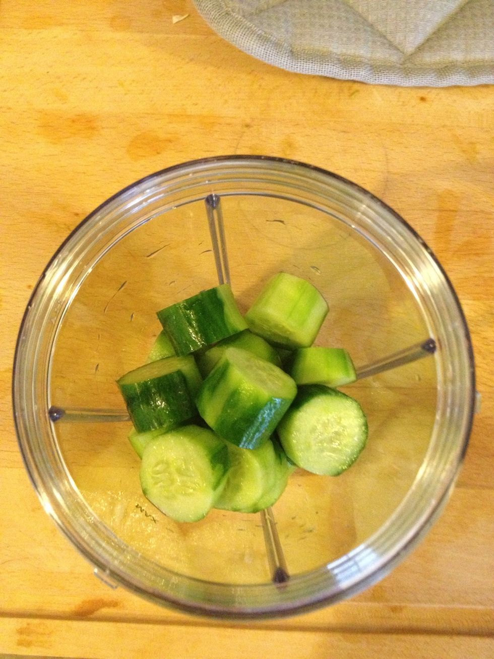 Cucumber can help lose weight. Daily drinking the honey and cucumber juice for prevention and treatment of hair loss.