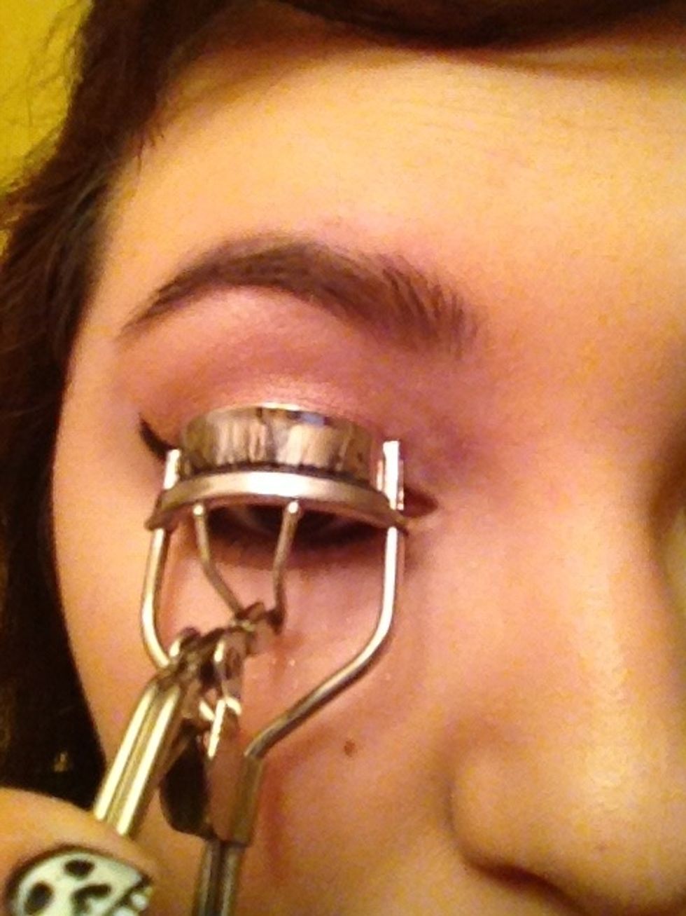 Curl those lashes!