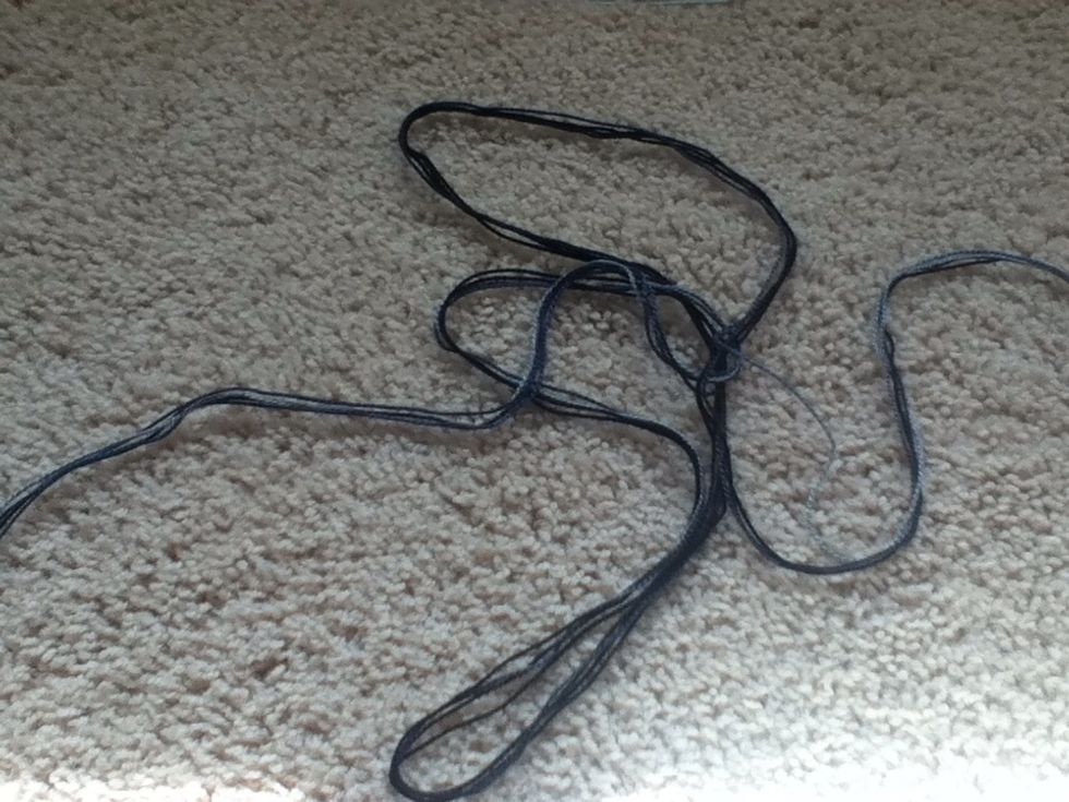 Cut 1 yard of the base string, cut 3 more. There should be 4 overall.