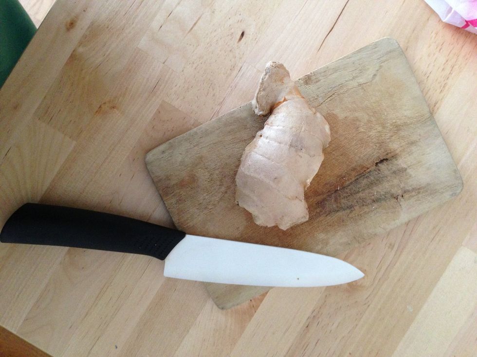 Cut a slice of ginger root