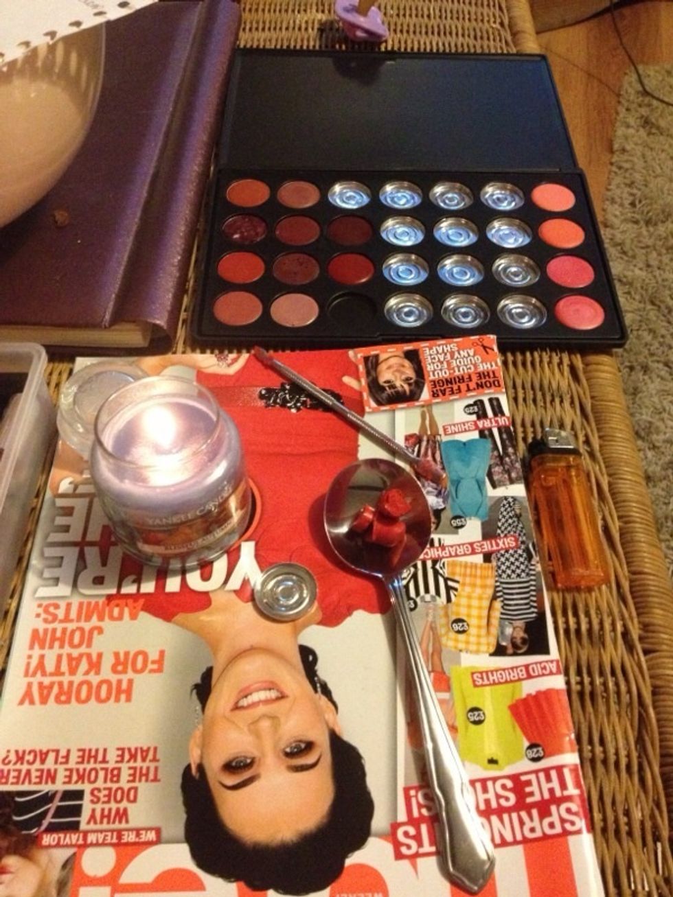 Cut about this amount off the lipstick, (I'm using 26mm pans and this was enough lipstick to fill it.