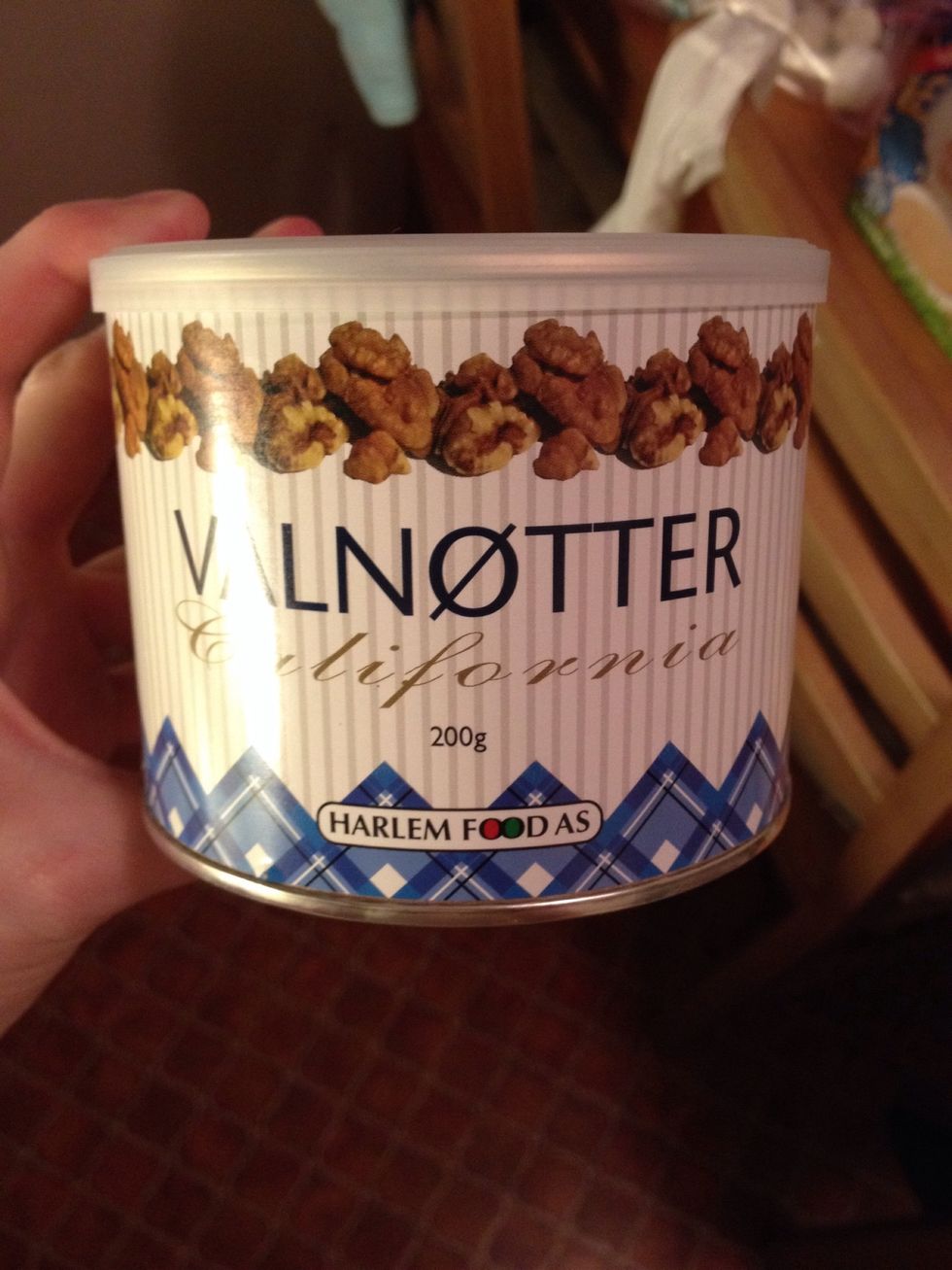 Cut and add walnuts, as much as you like