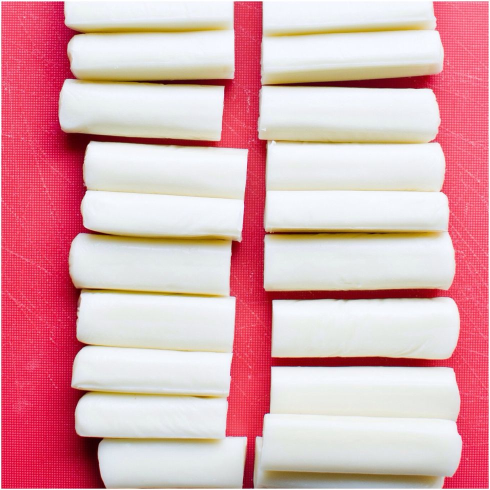 Cut and freeze. I just put them in a ziplock bag. Quantity of 24.