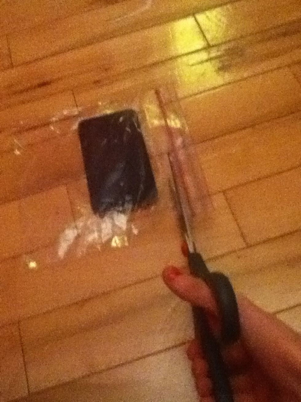 Cut around the ipod MAKE SURE THAT THE BAG IS CUT LARGER THAN IPOD