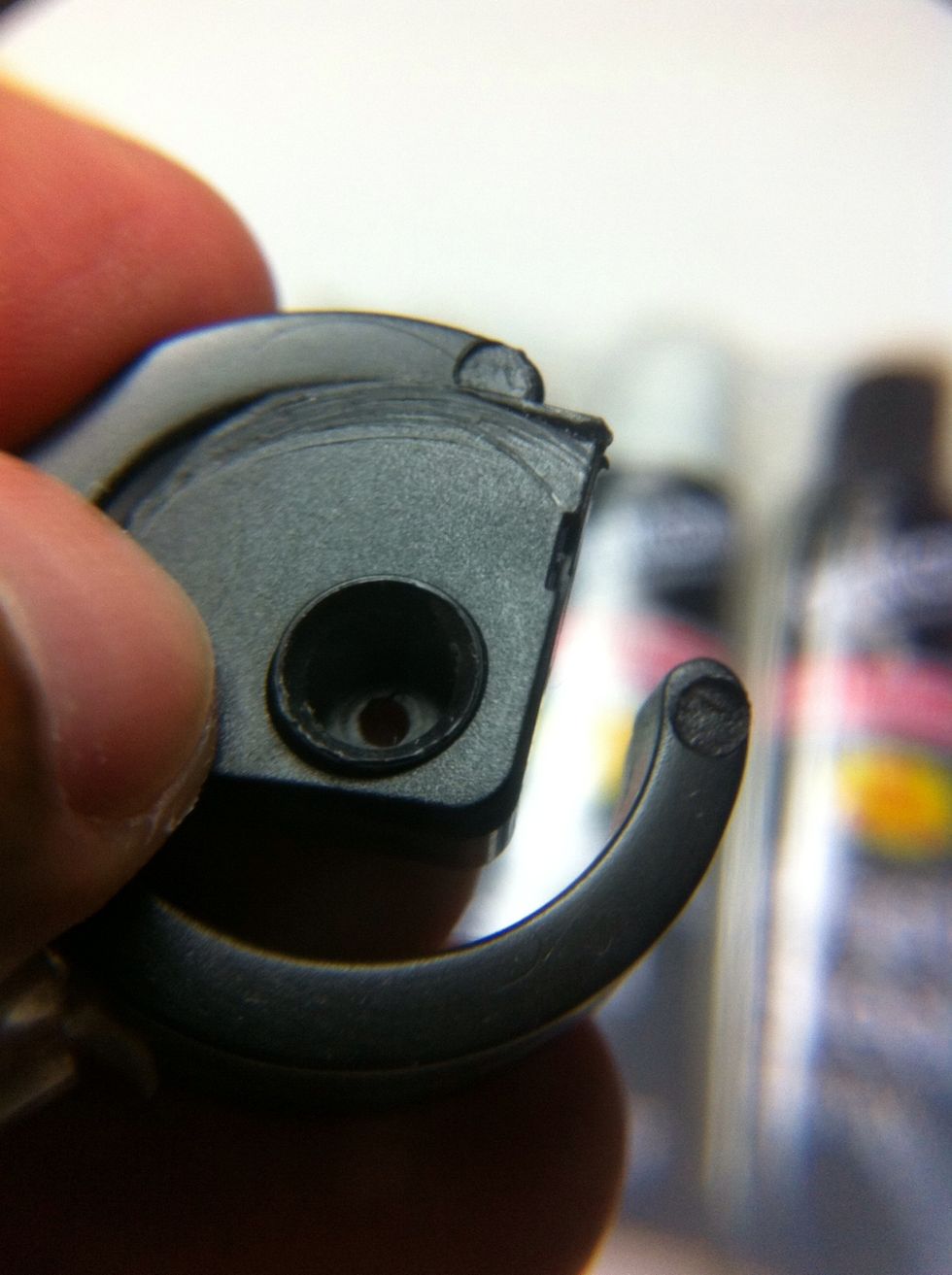 Cut as shapeline at rubber pod adapter, put srew hole at center point