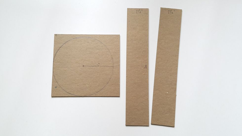 Cut chipboard 1pc 2" radius circle and strips of 1-1/2" width (I used scraps here, so two pieces)