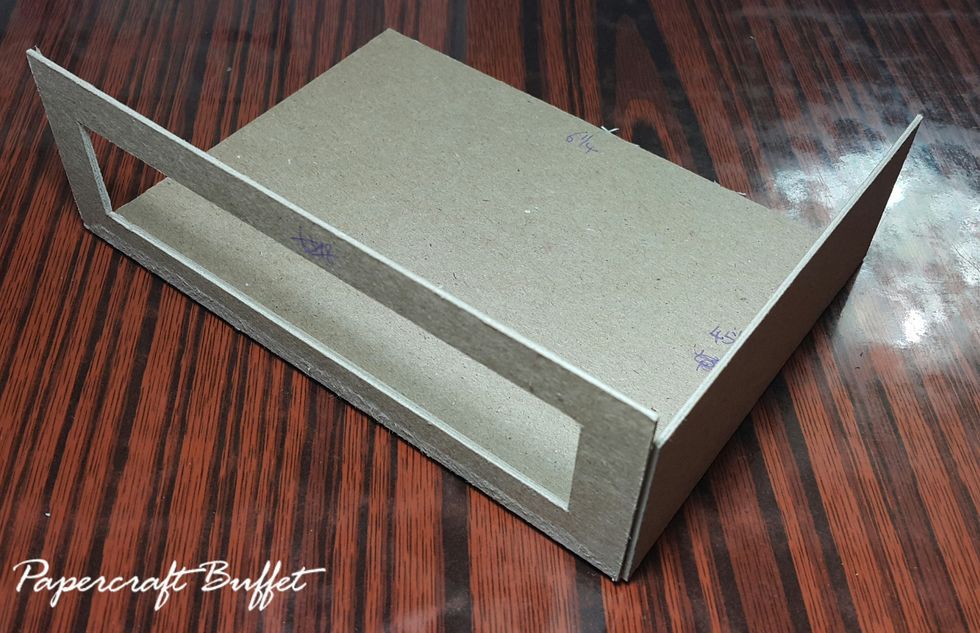 Cut chipboard 1pc 6-1/4"(W)x4-5/8"(D)(base), 1pc 6-1/4"x2-1/8"(H)(front) and 4-5/8"(D)x1-3/4"(H)(side) for display drawers, but front piece with a hole of 1/2" edges, form into shape.