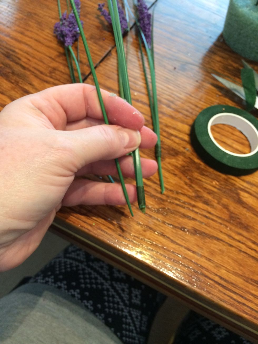 Cut each cat-tail piece from the main stem. Not that each stem has a stem with the flower and a grass piece that slides over the stem.