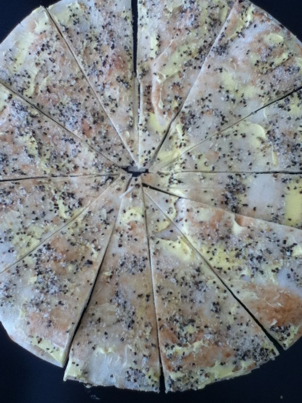 Cut it with a knife o pizza cutter