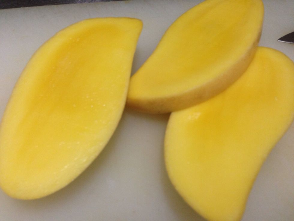 Cut mango
