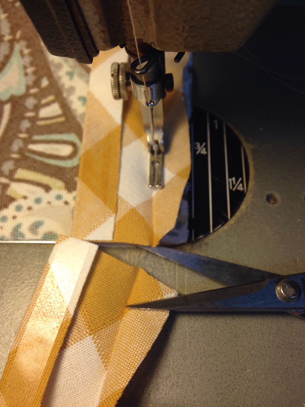 Cut off bias banding even with point.