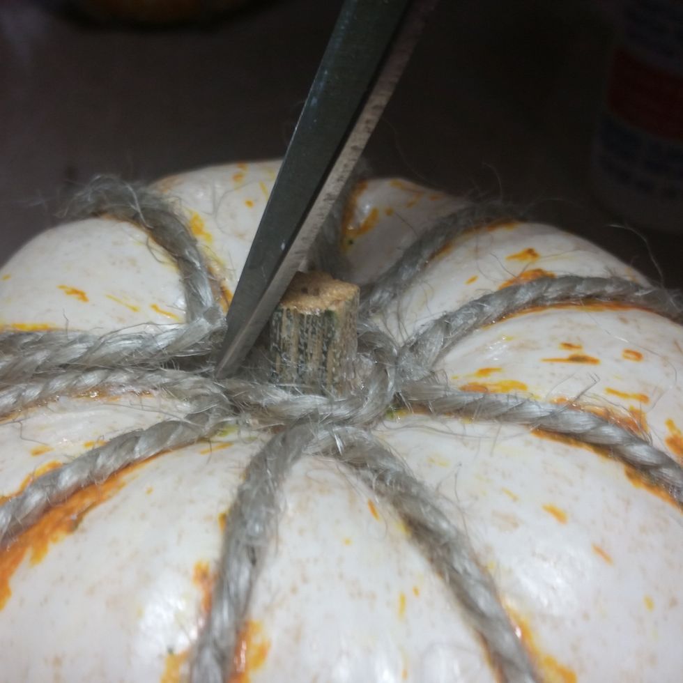 Cut off excess rope.