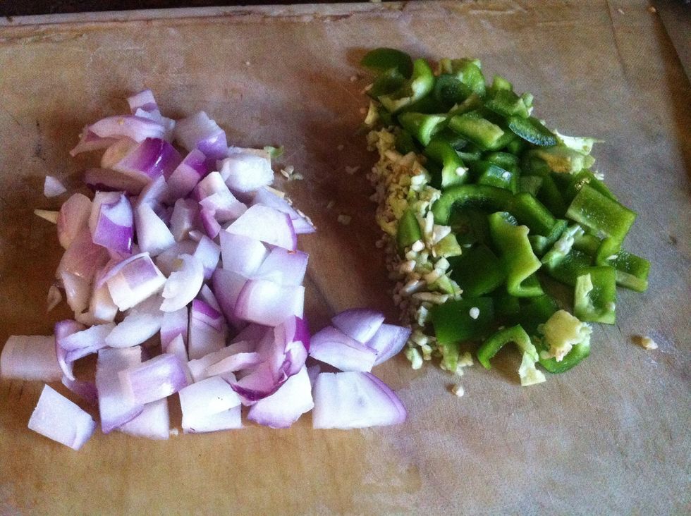 cut onion and capsicum