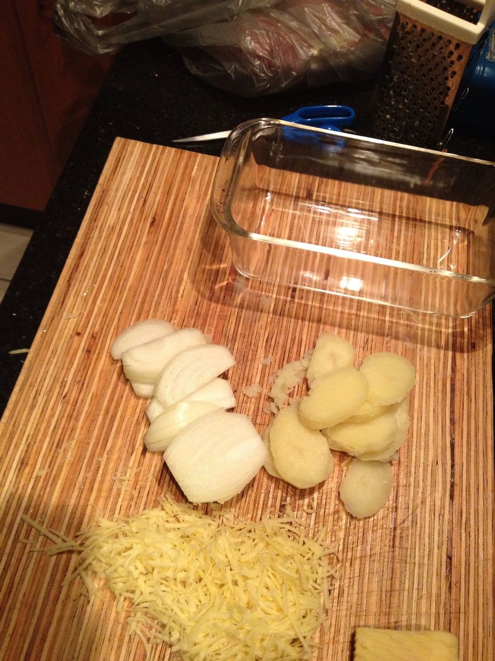 Cut onion in to pieces