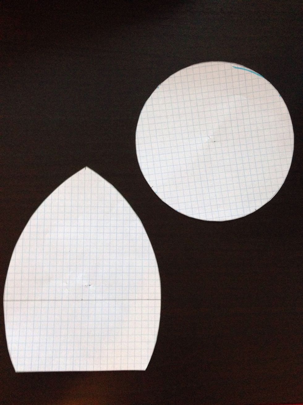 Cut out 2 paper pieces in shapes like shown in the picture :) the bigger the pieces the bigger the dango