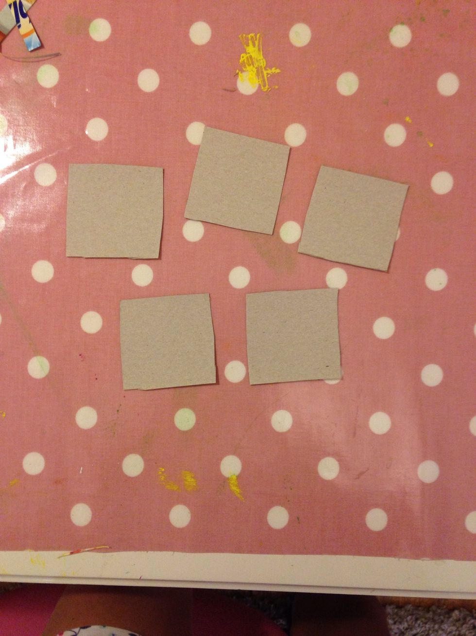 Cut out 5 squares of your thin cardboard all of similar sizes; I used a cereal box