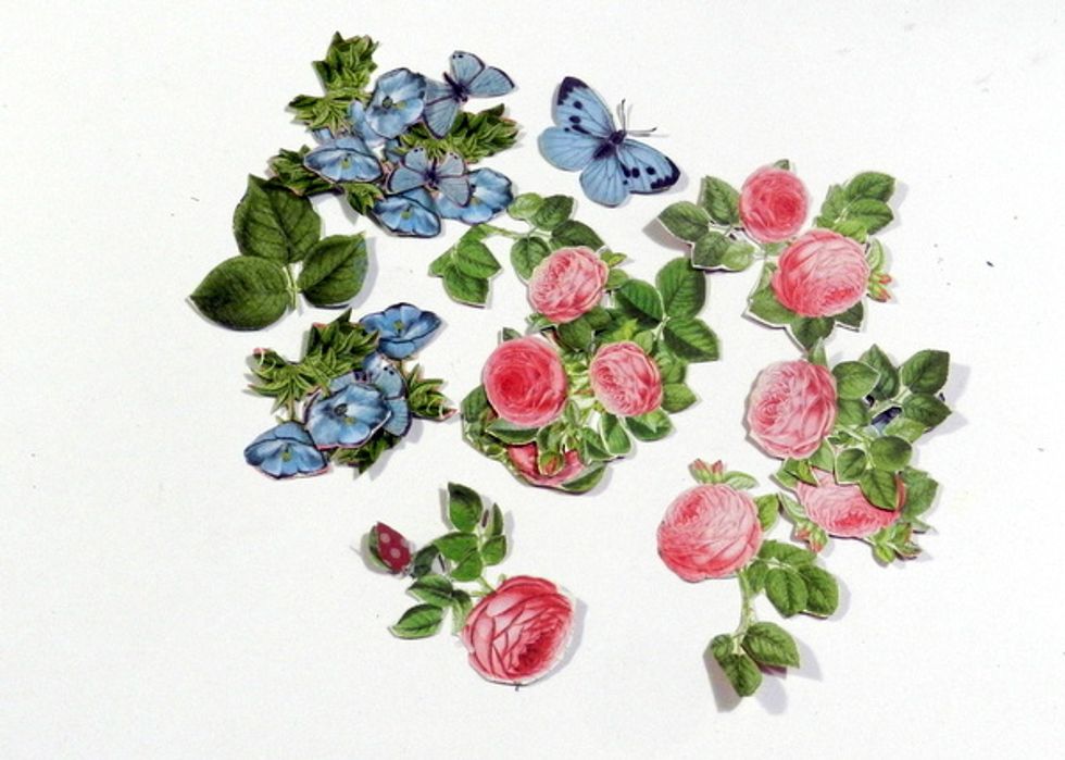 Cut out flowers, butterflies and birds using G45 Botanical Tea paper Botanical Tea, Flora and Sweet Chamomile.