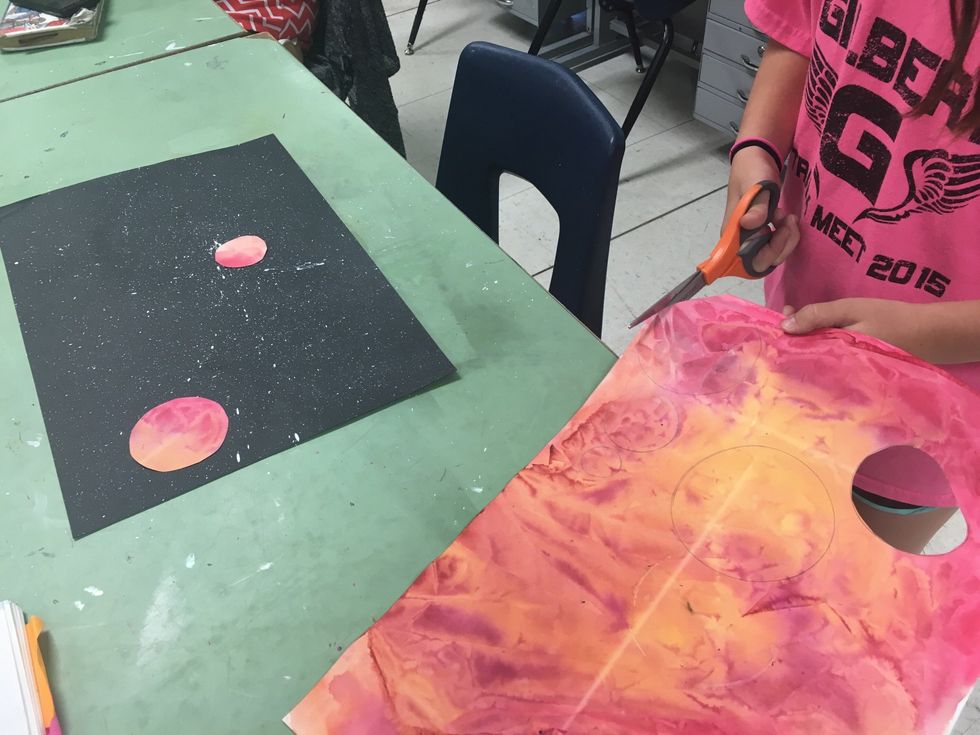 Cut out the circles.