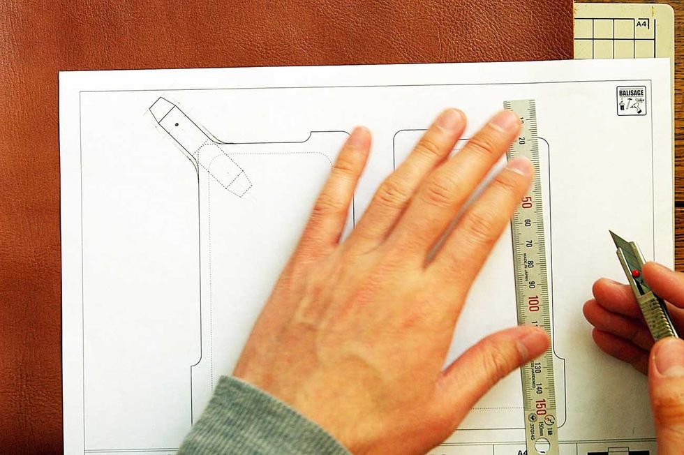 Cut out the leather with a leather cutter. Be careful not to cut your fingers! These are all the materials you will need to complete the project.