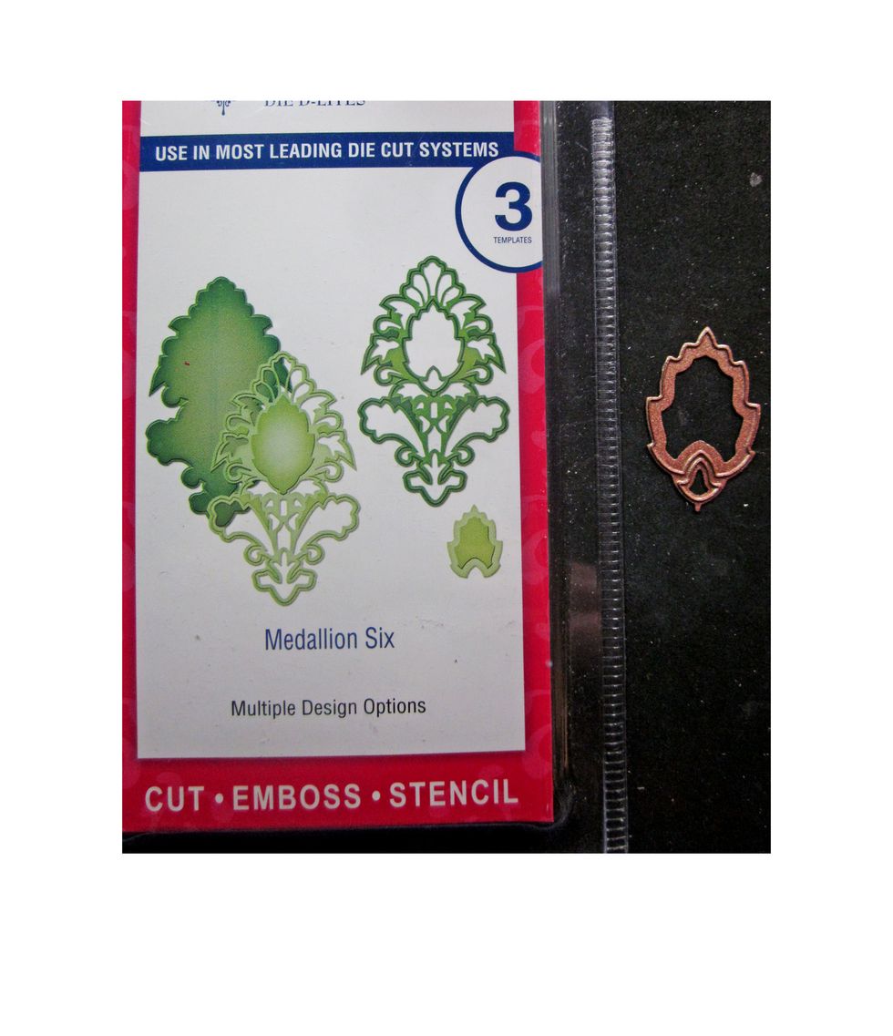 Cut out the smallest die from Medallion Six several times for the leaves.