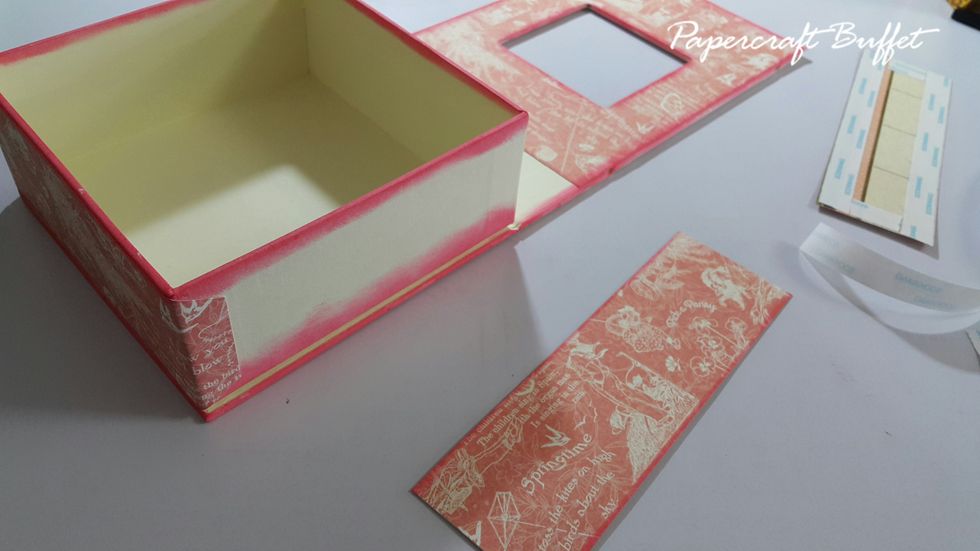 Cut paper of 1-7/8"(h)x6"(w) for 3 sides of the box body, apply Distress Ink and adhere.