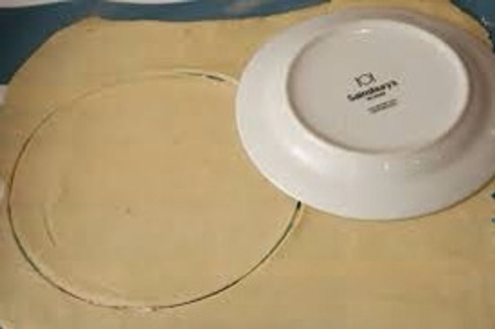 Cut pastrie to an appropriate size