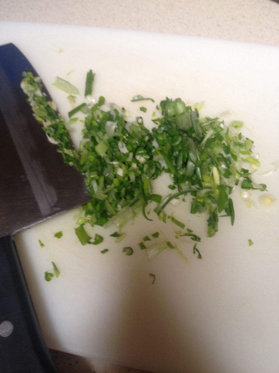 Cut scallion into smaller pieces.