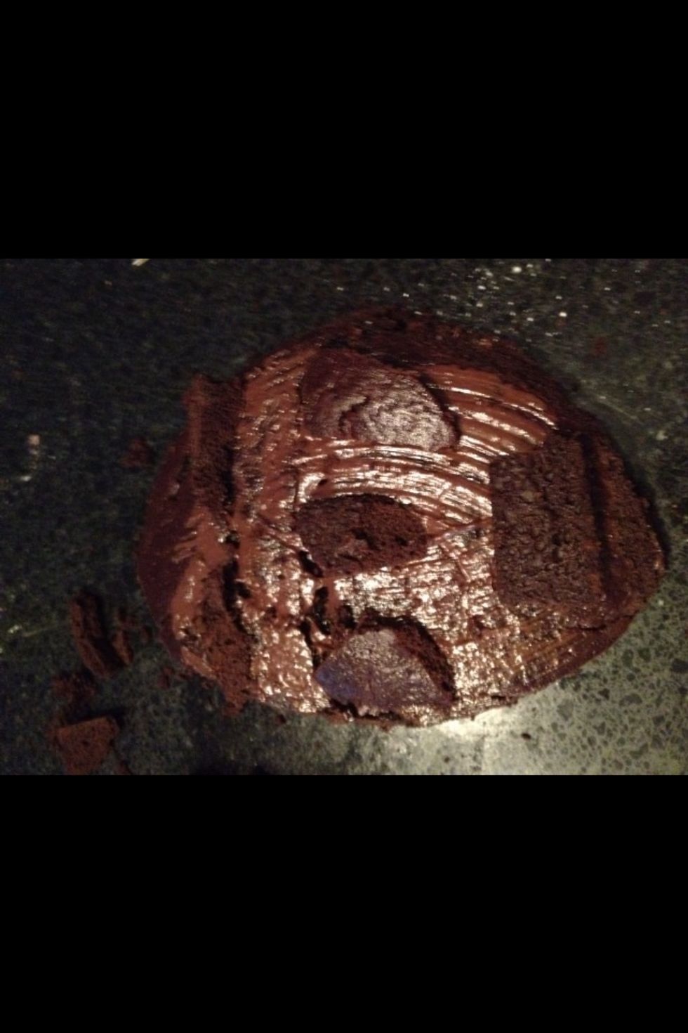 Cut small pieces of cake and layer the facial Feathers