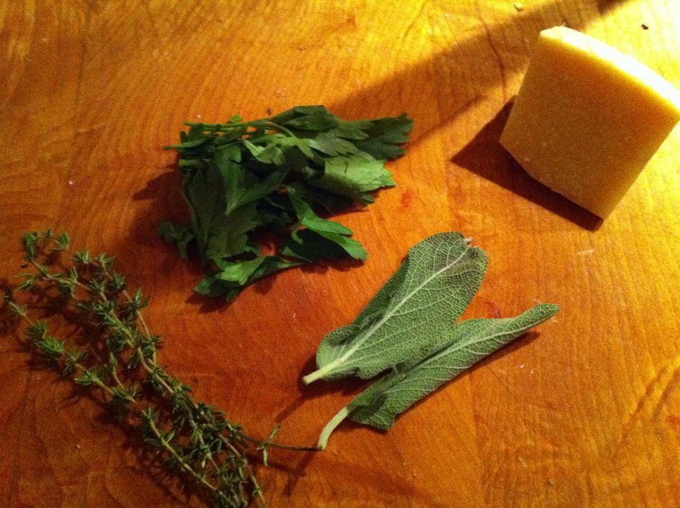 Cut some Herb #parsley #sage #thyme #norosemary #sorry #simonandgarfunkel