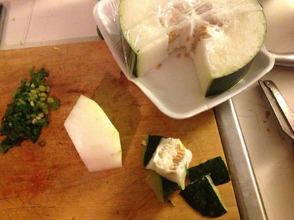 Cut some winter melon