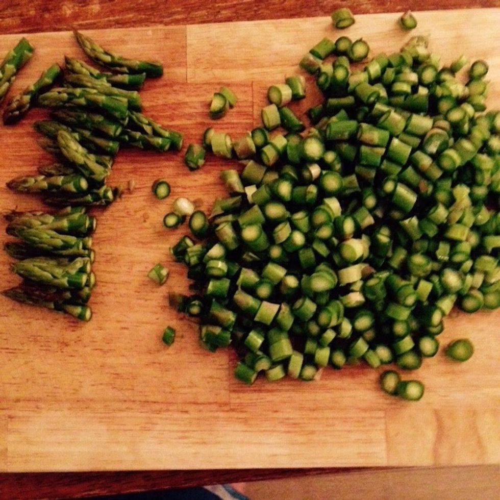 Cut the asparagus, leaving the tips aside