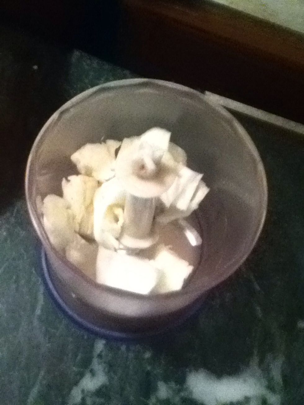 Cut the cabbage into squares