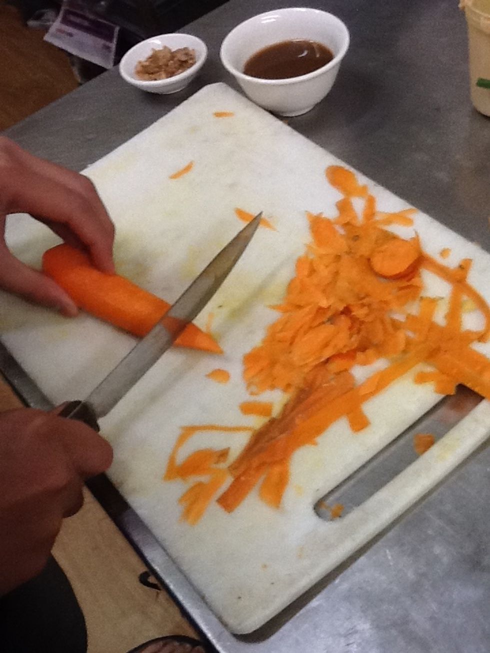 Cut the ends off the carrot