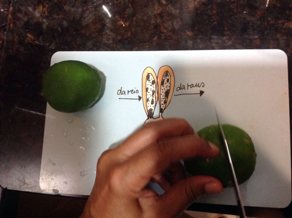 Cut the lemon in cubes...