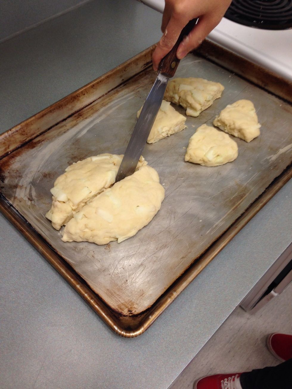 Cut the pastry into four wedges