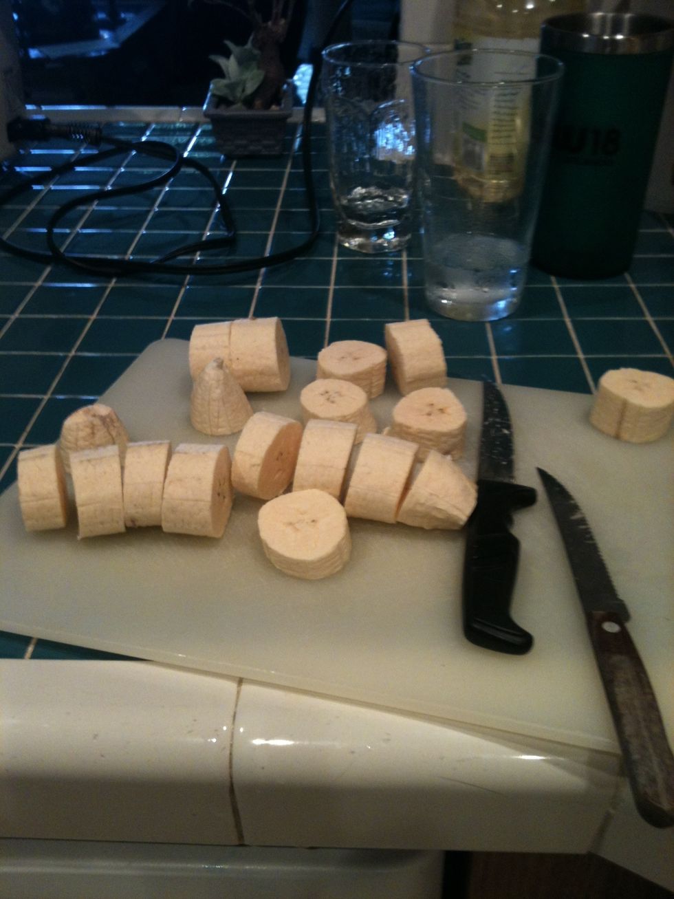 Cut the plantains about an inch wide.