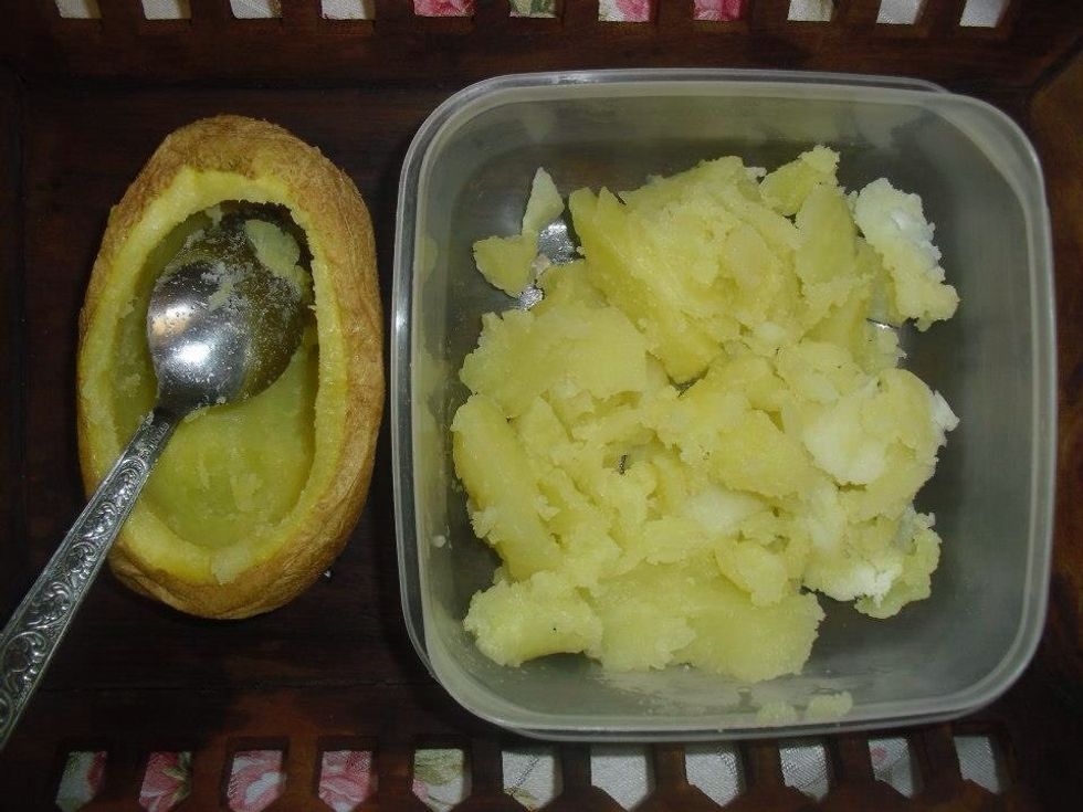 Cut the potatoes and get out what's inside in it