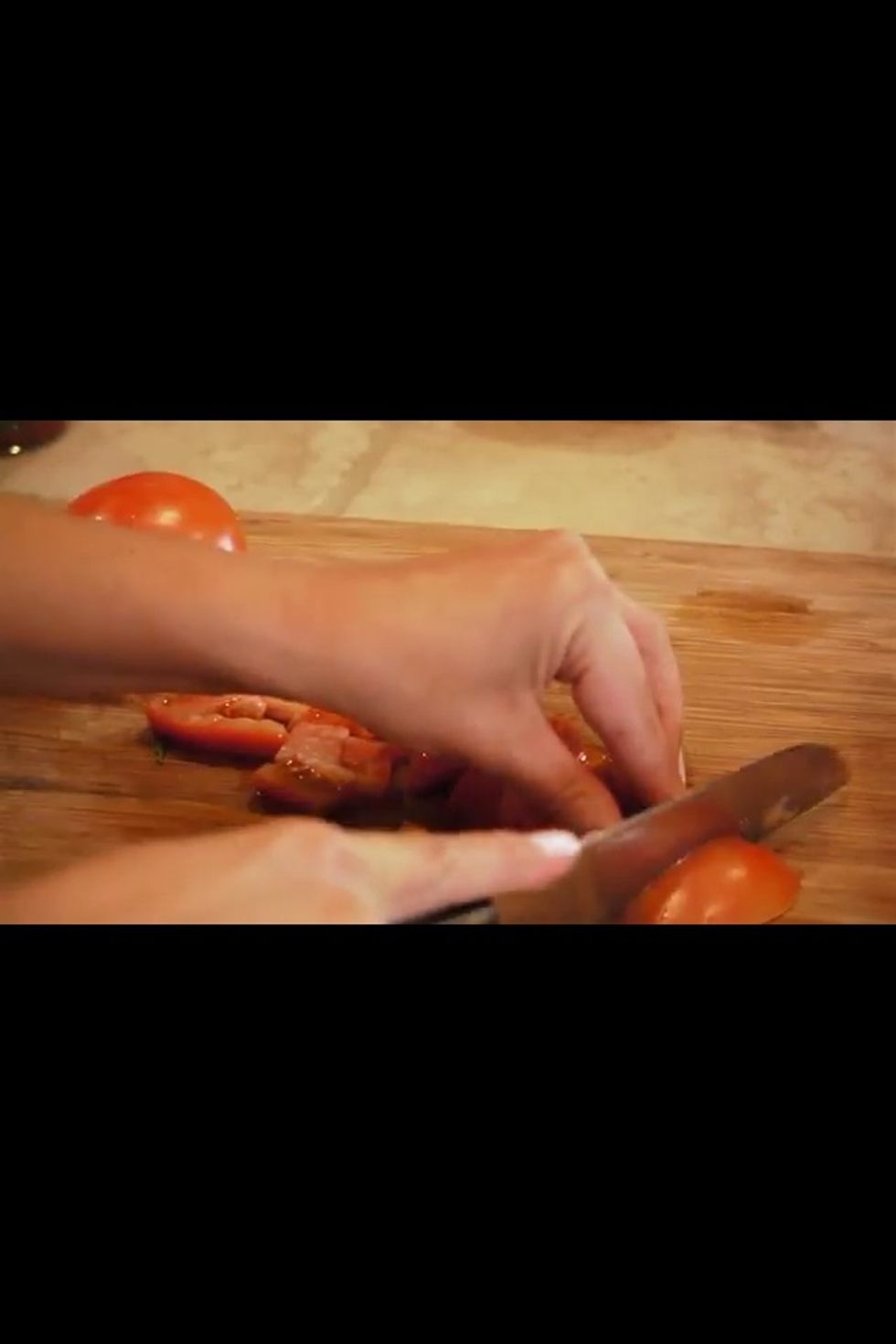 Cut the tomatoes and put it in the bowl