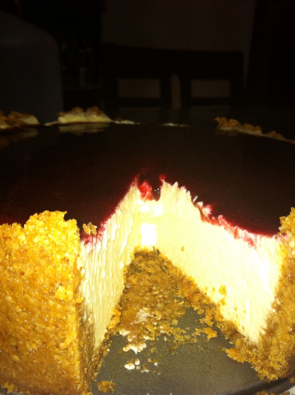 Cut, this serves up 12 slices